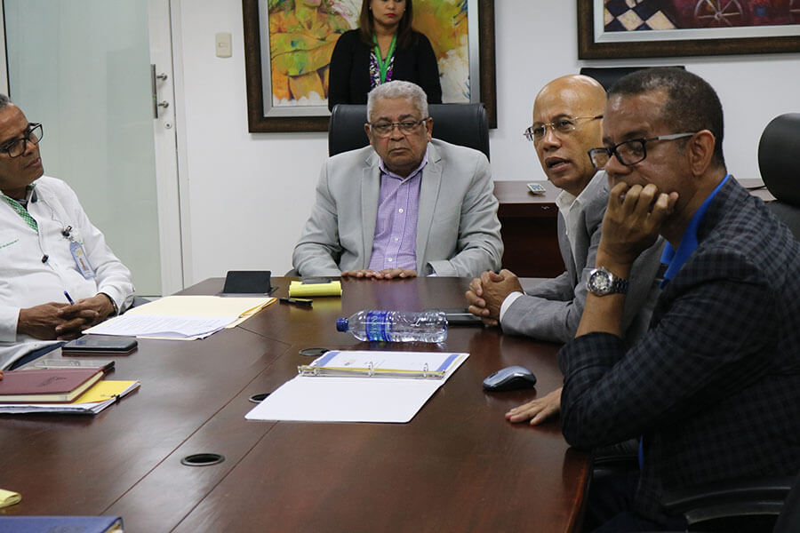 ETED La ETED y EDEEste realizo reunion para expandir el Sistema de Transmision Nacional STN en la region Este del pais